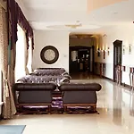 Diamond Coast Отель Инишкрон