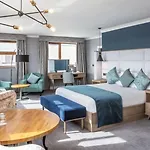 Hotel Diamond Coast